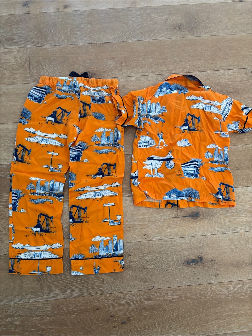 Houston toile Short-Sleeve Pajama Set in Orange - Picture 8 of 12